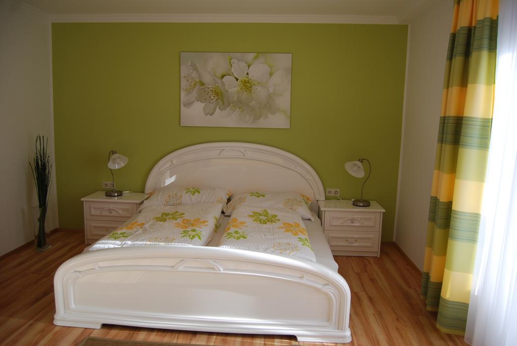 Ferienwohnung Ferienhaus Plattner Lienz Zimmer foto